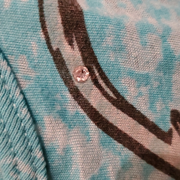 BLOUSE - Sporty Girl Hook shaped heart top. Must see CLOSET CLOSING - Picture 3 of 7